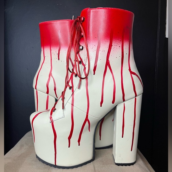 Scream Queen Platform Boots - Trickz N’ Treatz  - Size 9 - New - Dolls Kill - Picture 2 of 6